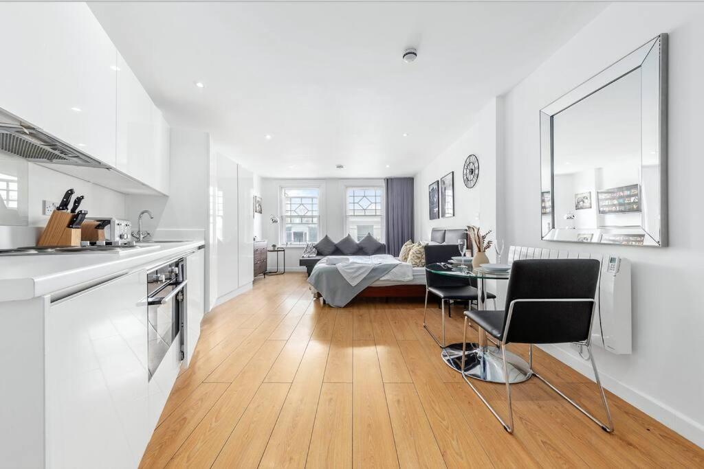 Flat In Piccadilly, Leicester, Chinatown Vr13 Лондон Екстериор снимка